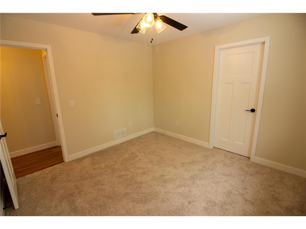 1105 2nd Street SE Faribault MN 55021 7033958 image12