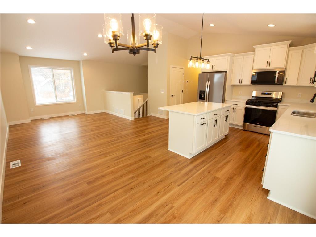 1105 2nd Street SE Faribault MN 55021 7033958 image3