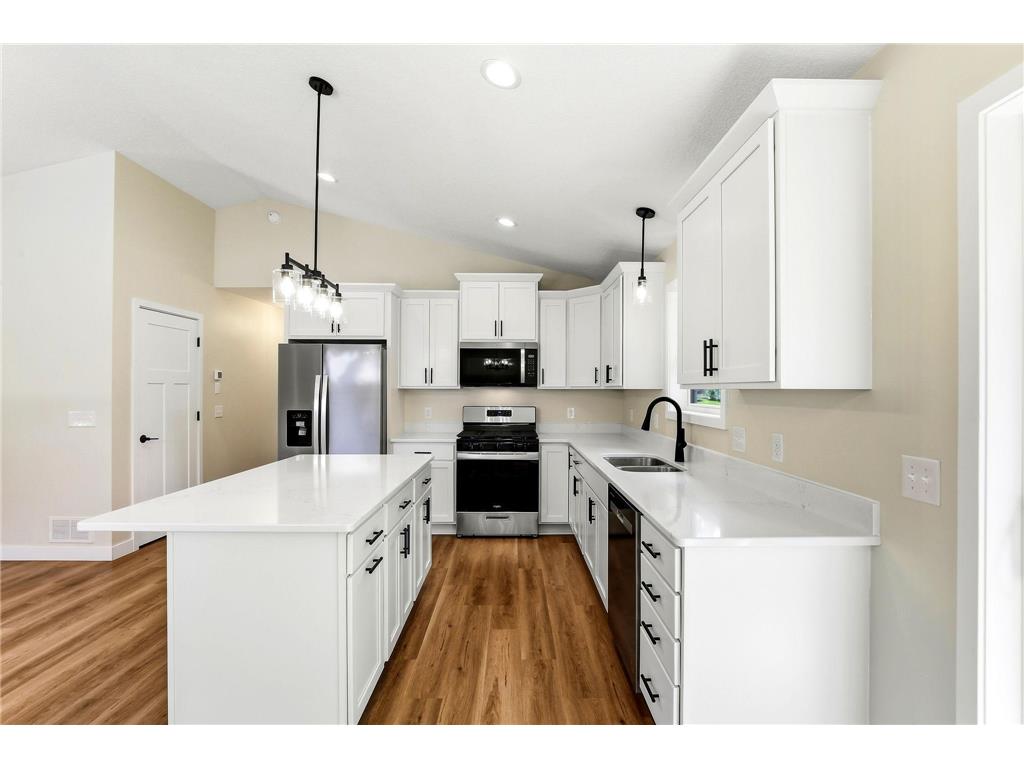 1105 2nd Street SE Faribault MN 55021 7106233 image11