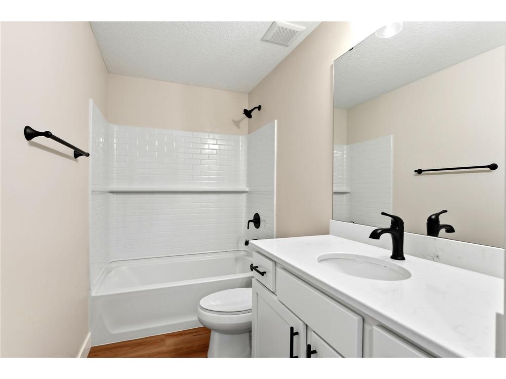 1105 2nd Street SE Faribault MN 55021 7106233 image28