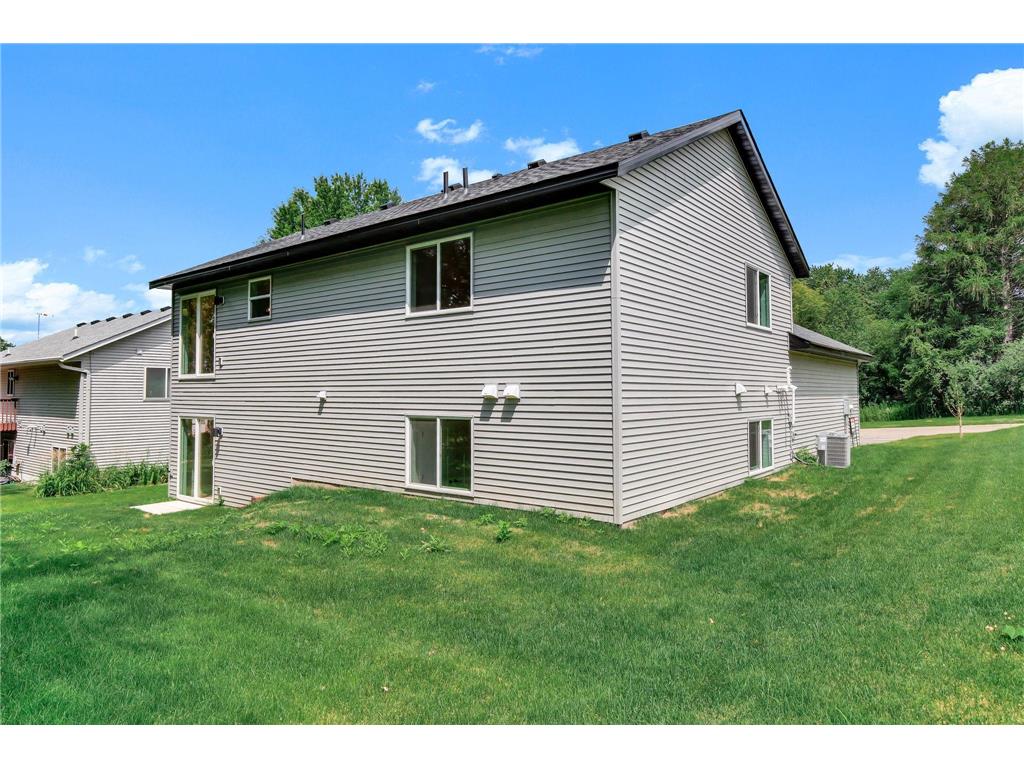 1105 2nd Street SE Faribault MN 55021 7106233 image32