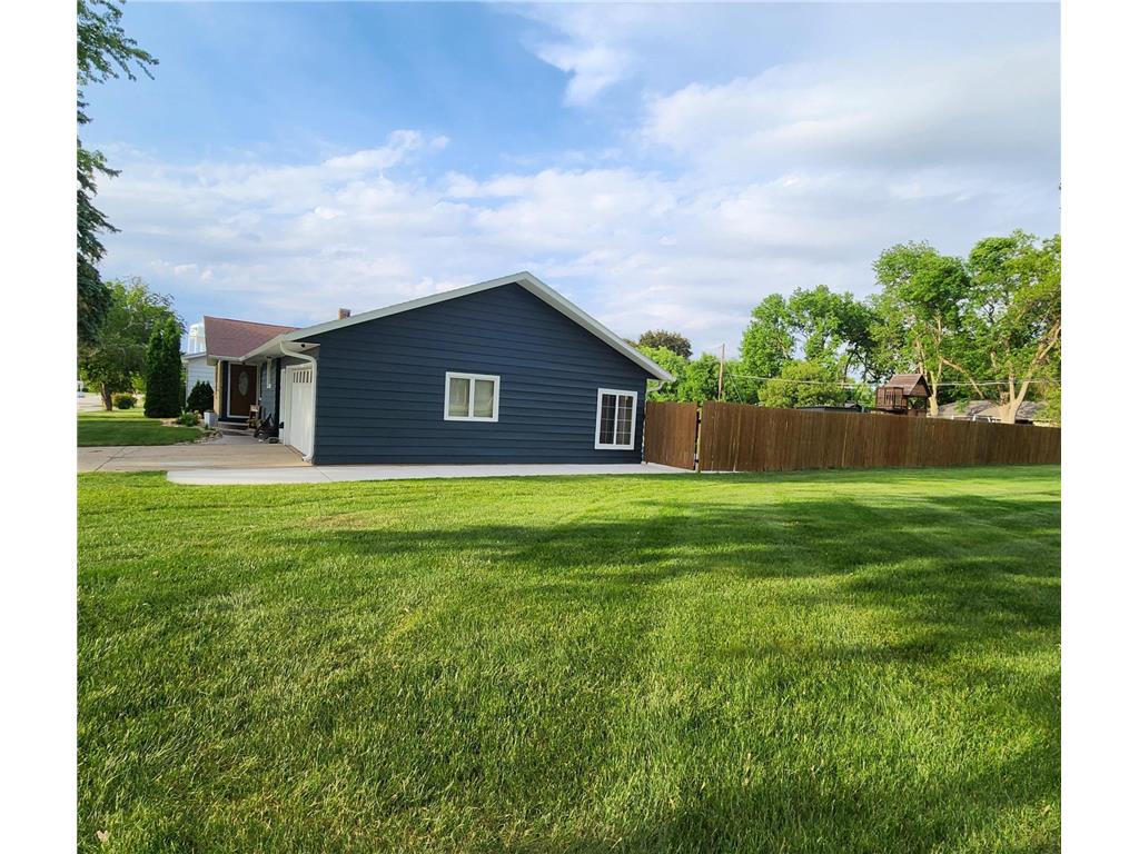 1105 5th Avenue SW Pipestone MN 56164 7087543 image6