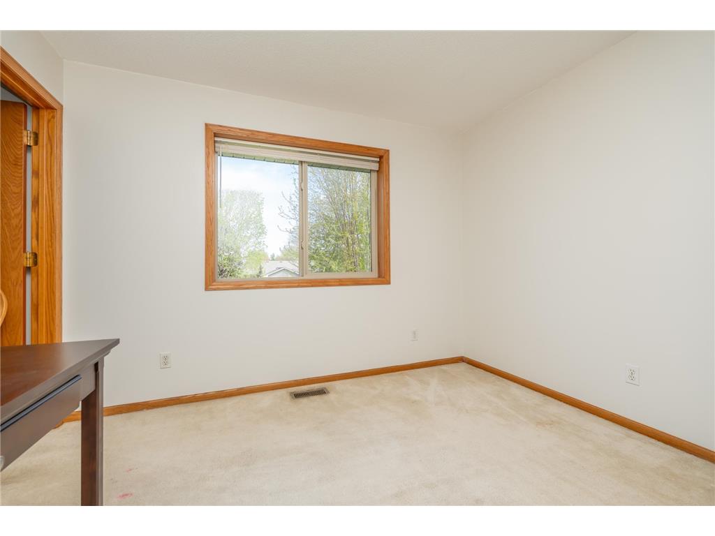 1105 Apgar Street S Shakopee MN 55379 7062867 image23