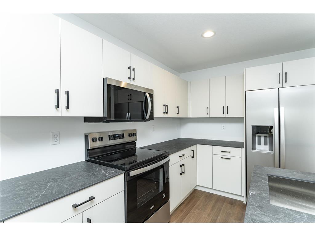 1105 Century Village Lane NE Rochester MN 55906 6690346 image8