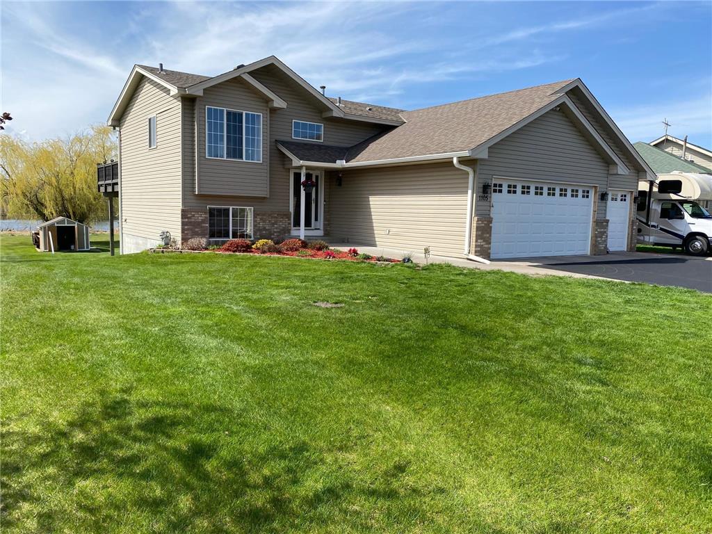 1105 Iris Court S, Cambridge, MN 55008 MLS 6335107 Edina Realty