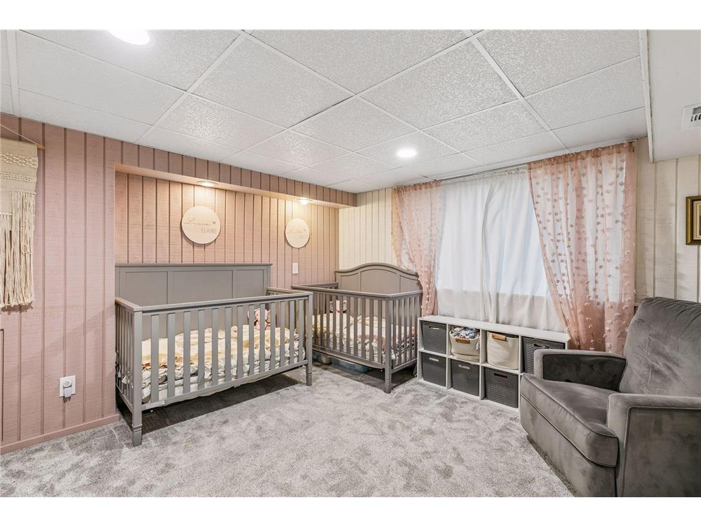 1105 Lakeview Drive Burnsville MN 55337 7076727 image33