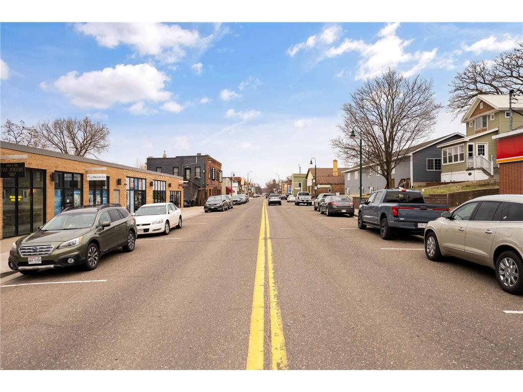 1105 N Hamilton Street Saint Croix Falls WI 54024 - St Croix River 7081709 image37