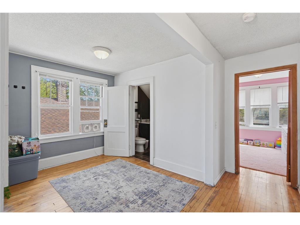 1105 Rose Avenue E Saint Paul MN 55106 7069426 image1