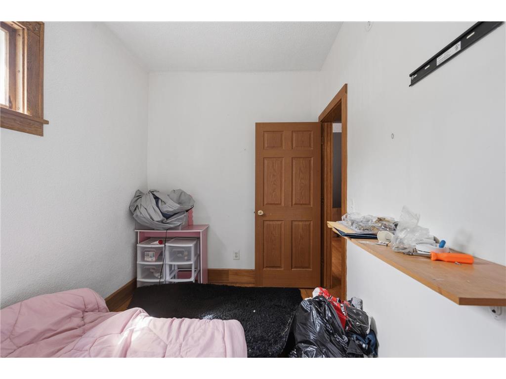 1105 Rose Avenue E Saint Paul MN 55106 7069426 image16
