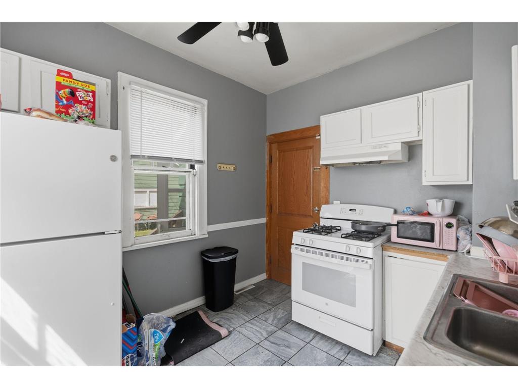 1105 Rose Avenue E Saint Paul MN 55106 7069426 image24