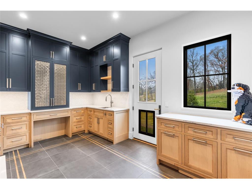 1105 Tanager Hill Orono MN 55391 - Lake Minnetonka 7013260 image23