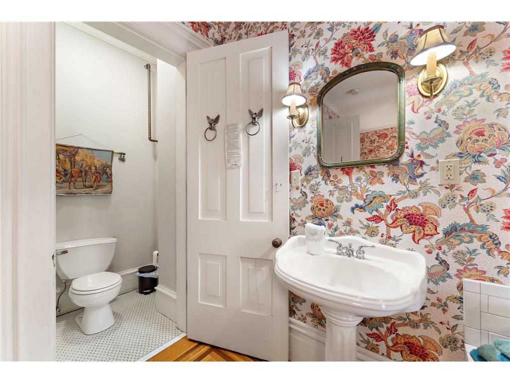 1105 W 4th Street Red Wing MN 55066 7043688 image35