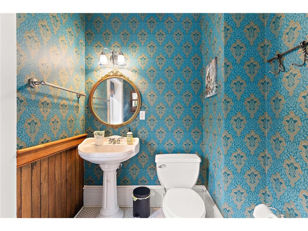 1105 W 4th Street Red Wing MN 55066 7043688 image48