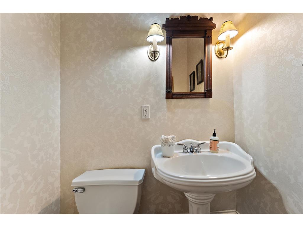 1105 W 4th Street Red Wing MN 55066 - Mississippi 7055503 image33