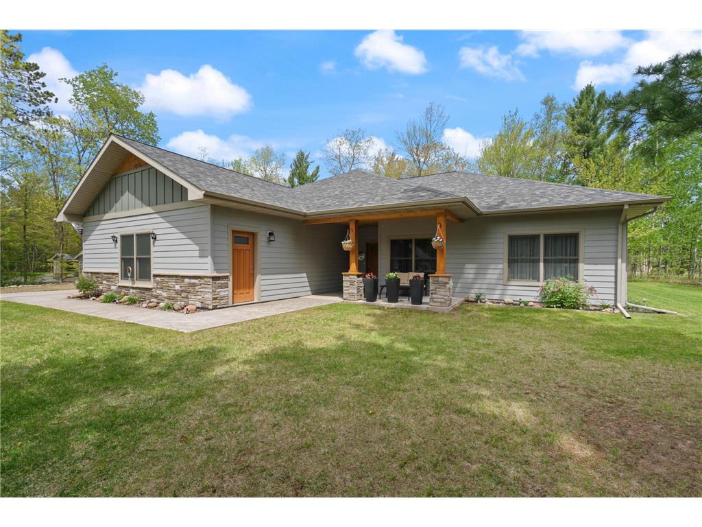 1105 W Taylor Avenue Cloquet MN 55720 7082988 image1