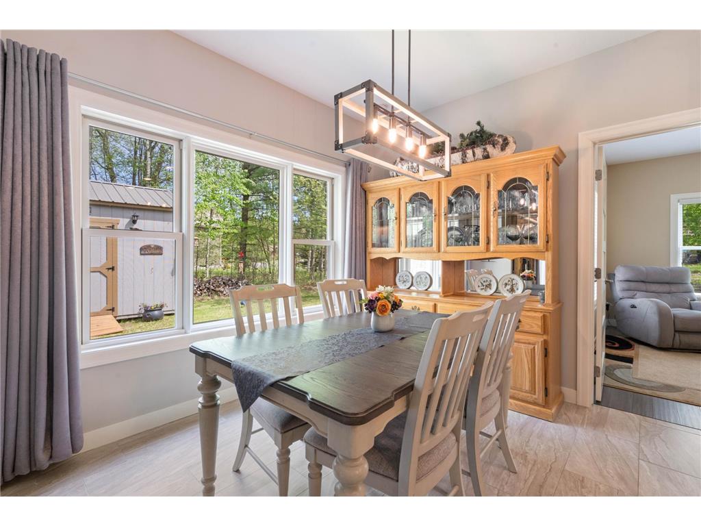 1105 W Taylor Avenue Cloquet MN 55720 7082988 image12