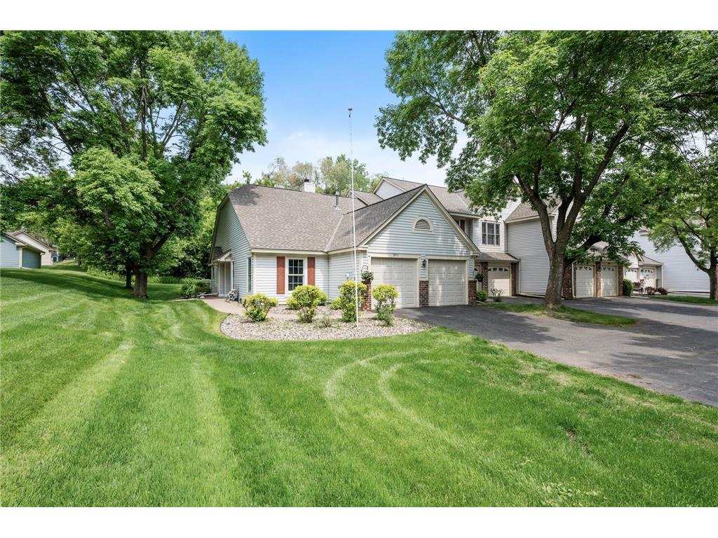 11052 Oregon Curve, Bloomington, MN, 55438 MLS 6368664 Edina Realty