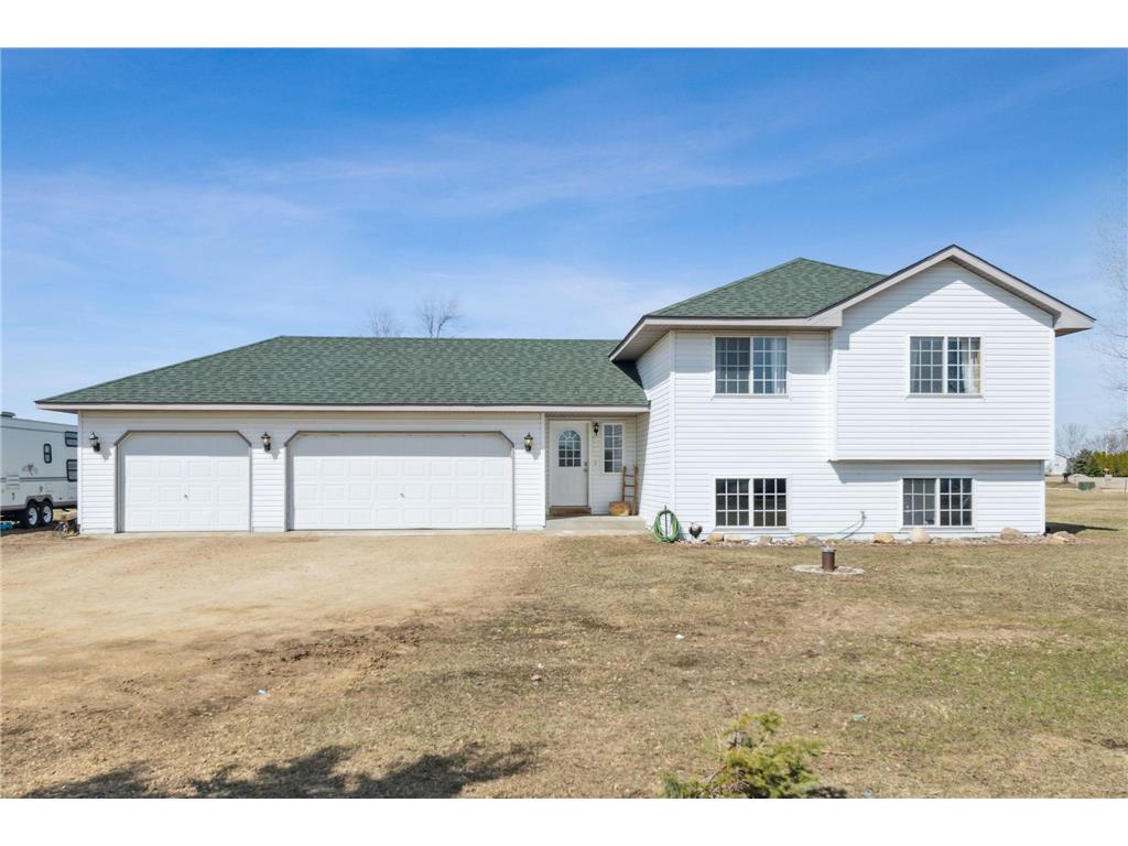 1106 148th Avenue, New Richmond, WI, 54017 MLS 6354485 Edina Realty