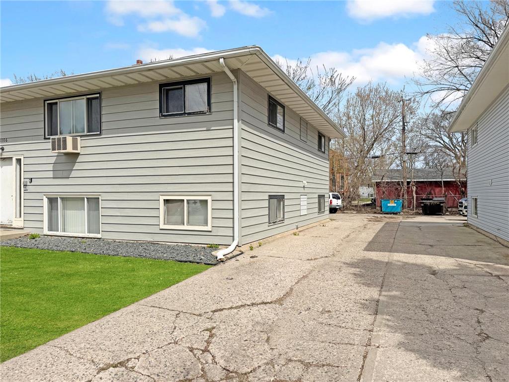 1106 18th Street S Moorhead MN 56560 7061543 image5