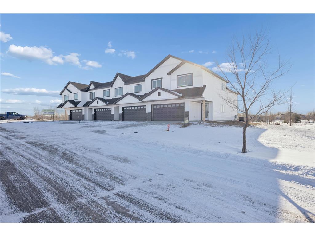 1106 45th Avenue NE Saint Cloud MN 56304 6809156 image2