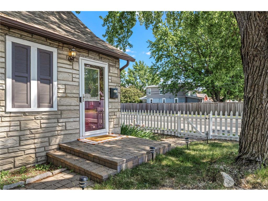 1106 5th Avenue S South Saint Paul MN 55075 7080528 image1