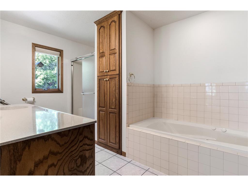 1106 Birch Avenue Alexandria MN 56308 7004769 image14