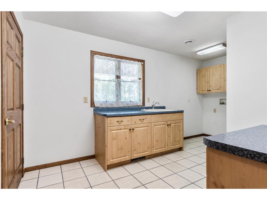 1106 Birch Avenue Alexandria MN 56308 7004769 image16
