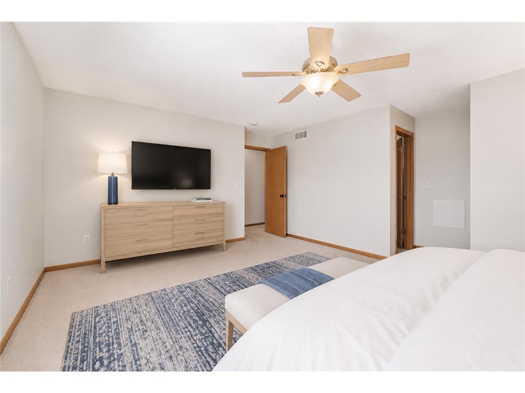 1106 Crystal Place W Chaska MN 55318 7098462 image12
