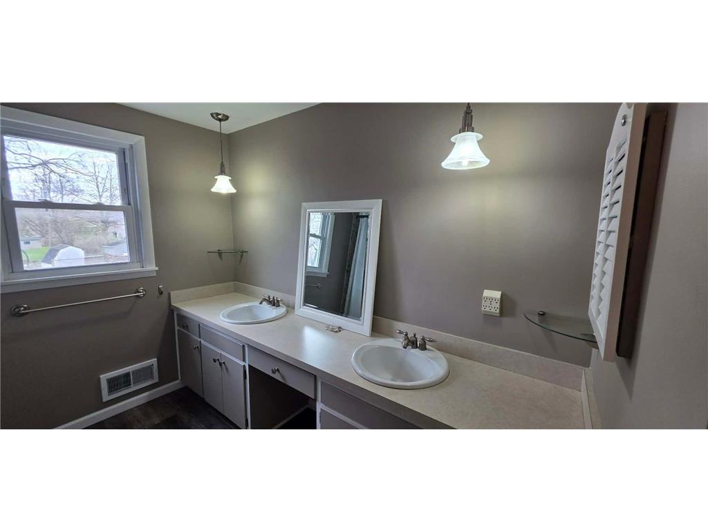 1106 Foothills Circle Albert Lea MN 56007 7023993 image40