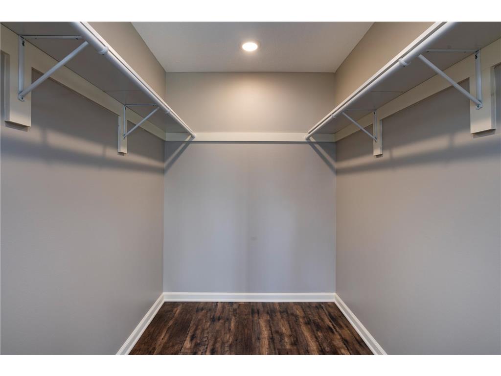 1106 Hawthorne Avenue E Saint Paul MN 55106 6822266 image14