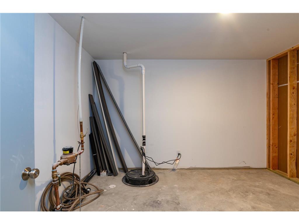 1106 Hawthorne Avenue E Saint Paul MN 55106 6822266 image29