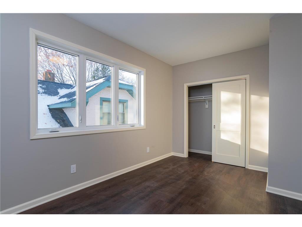 1106 Hawthorne Avenue E Saint Paul MN 55106 7046949 image24