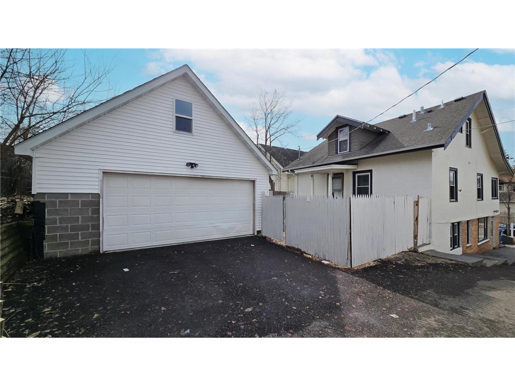 1106 Irving Avenue N Minneapolis MN 55411 7069586 image20