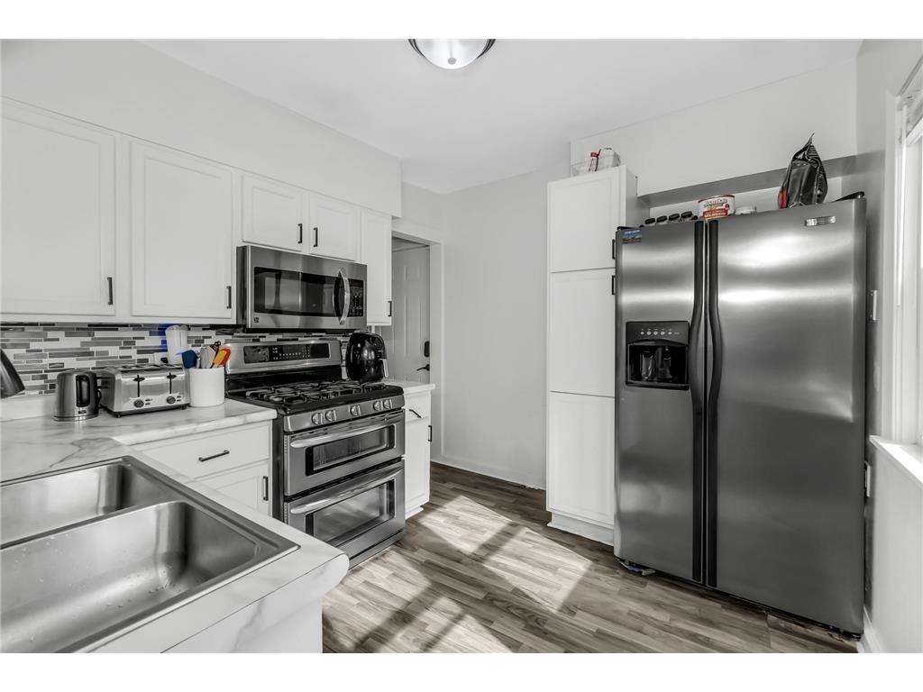 1106 Irving Avenue N Minneapolis MN 55411 7069586 image6