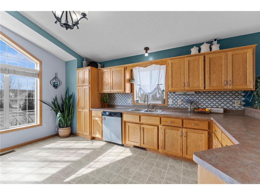 1106 Maplewood Avenue SW Isanti MN 55040 7051170 image16