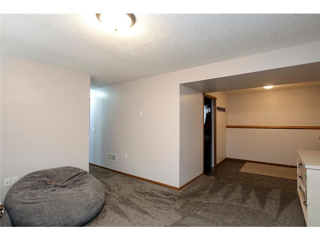 1106 Morningside Avenue N, Glencoe, MN, 55336 MLS 6502166 Edina Realty