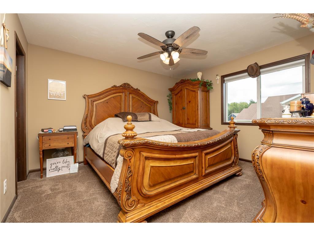 1106 Mulberry Avenue NE Montgomery MN 56069 6774991 image11