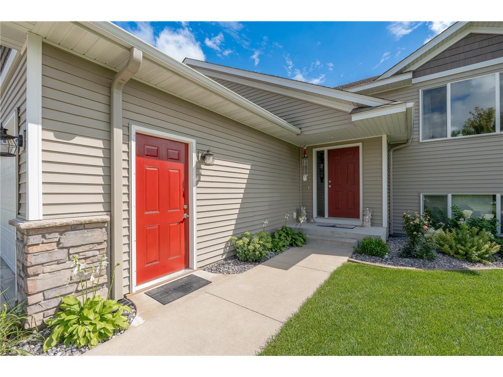 1106 Mulberry Avenue NE Montgomery MN 56069 6774991 image2