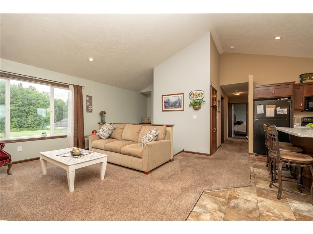 1106 Mulberry Avenue NE Montgomery MN 56069 6774991 image5