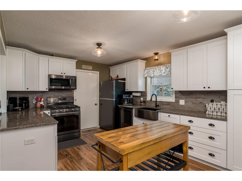 1106 N Main Street Janesville MN 56048 7089600 image18