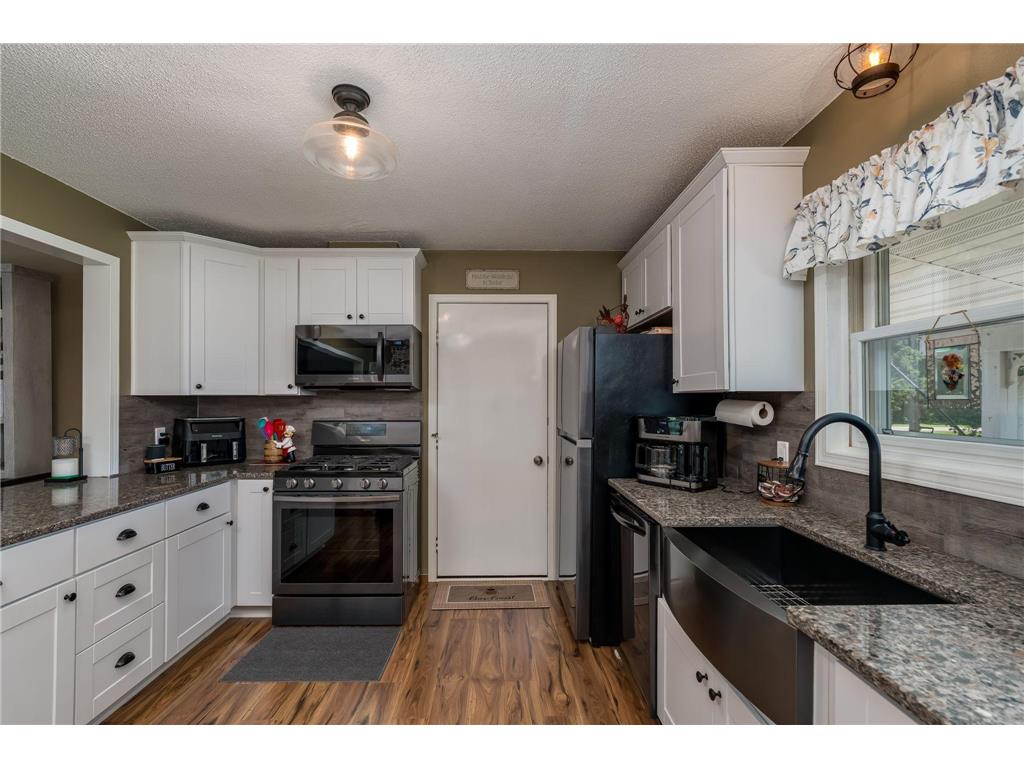 1106 N Main Street Janesville MN 56048 7089600 image20