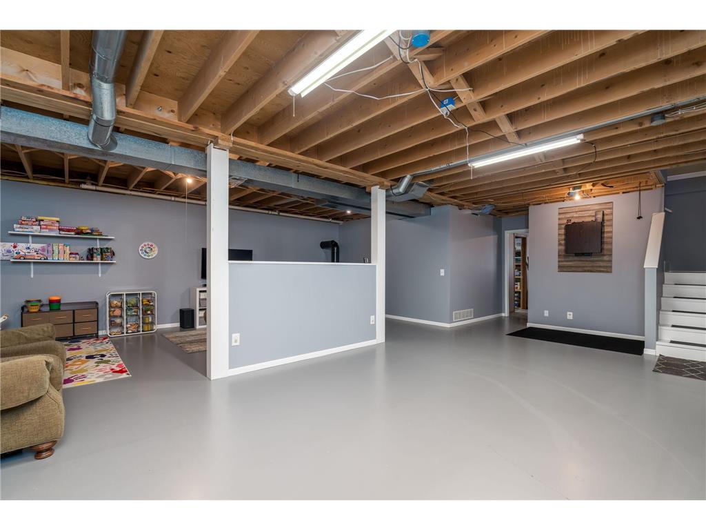 1106 N Main Street Janesville MN 56048 7089600 image31