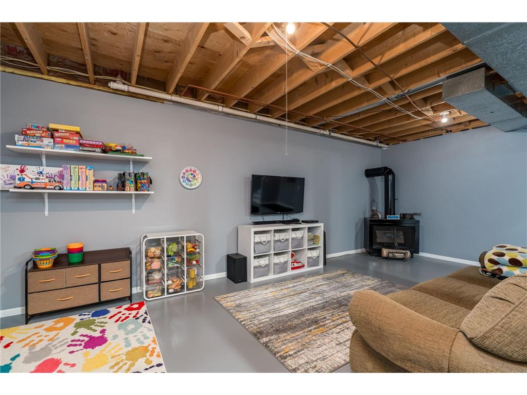 1106 N Main Street Janesville MN 56048 7089600 image32