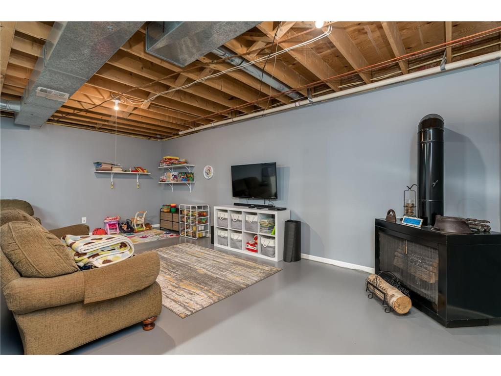 1106 N Main Street Janesville MN 56048 7089600 image33