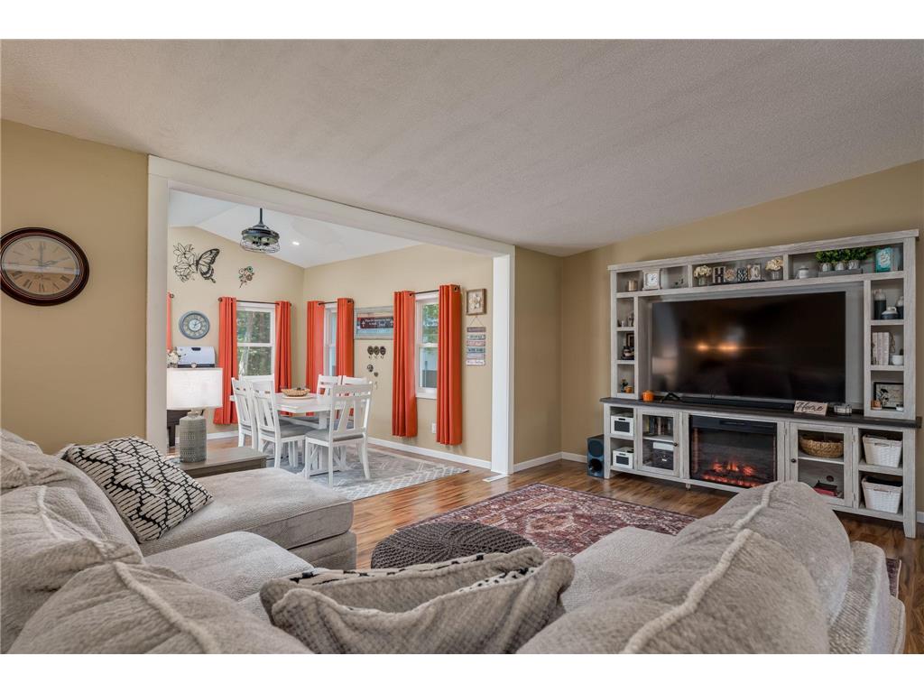 1106 N Main Street Janesville MN 56048 7089600 image9