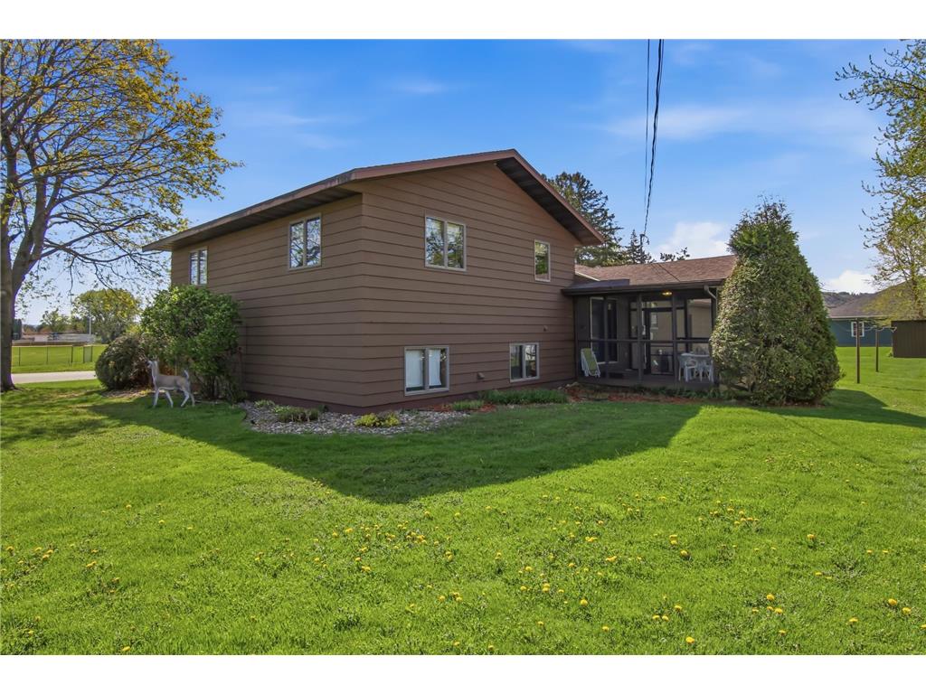 1106 Pierce Avenue Wabasha MN 55981 7057925 image3