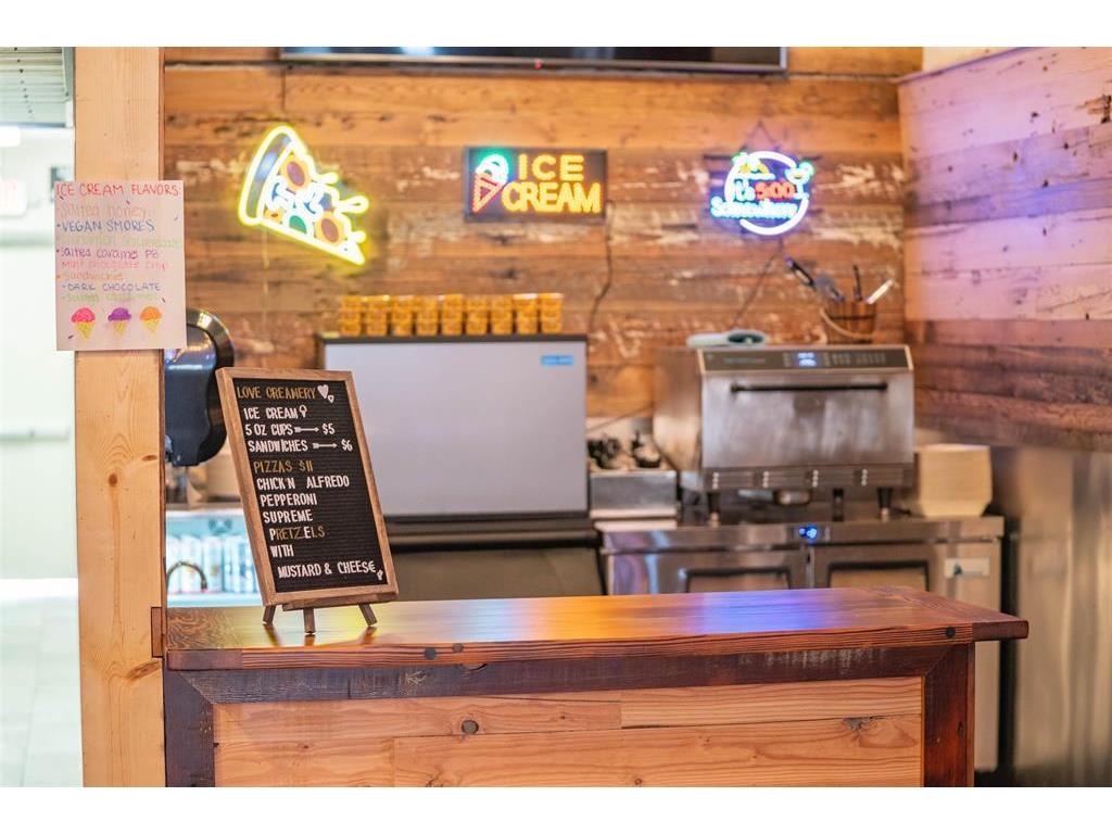 1106 Tower Avenue Superior WI 54880 7005751 image10