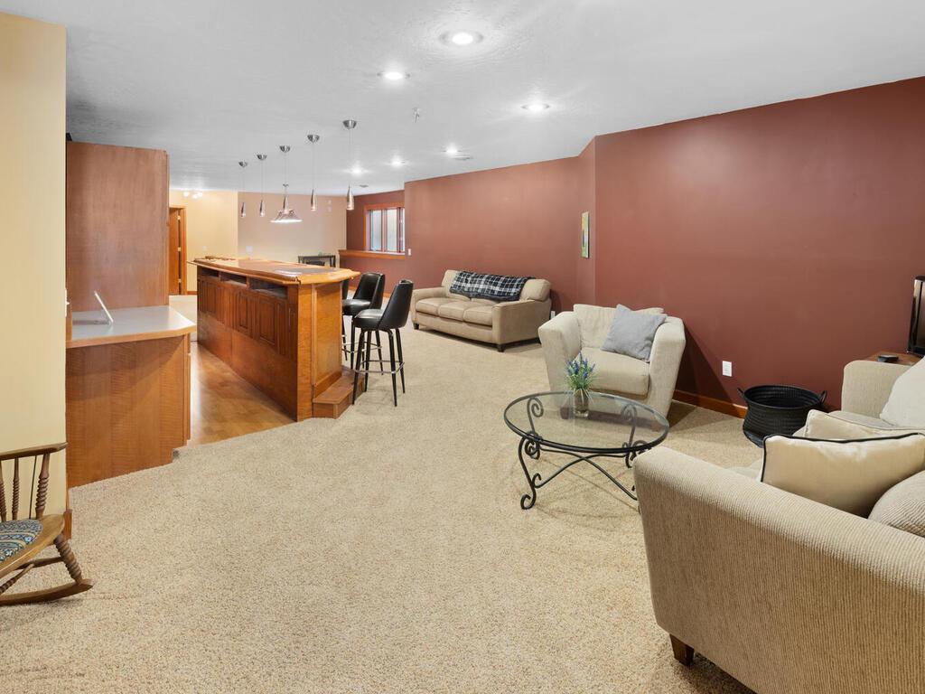 11062 Eagle Ridge Court, Chisago City, MN, 55013 MLS 6554826 Edina Realty