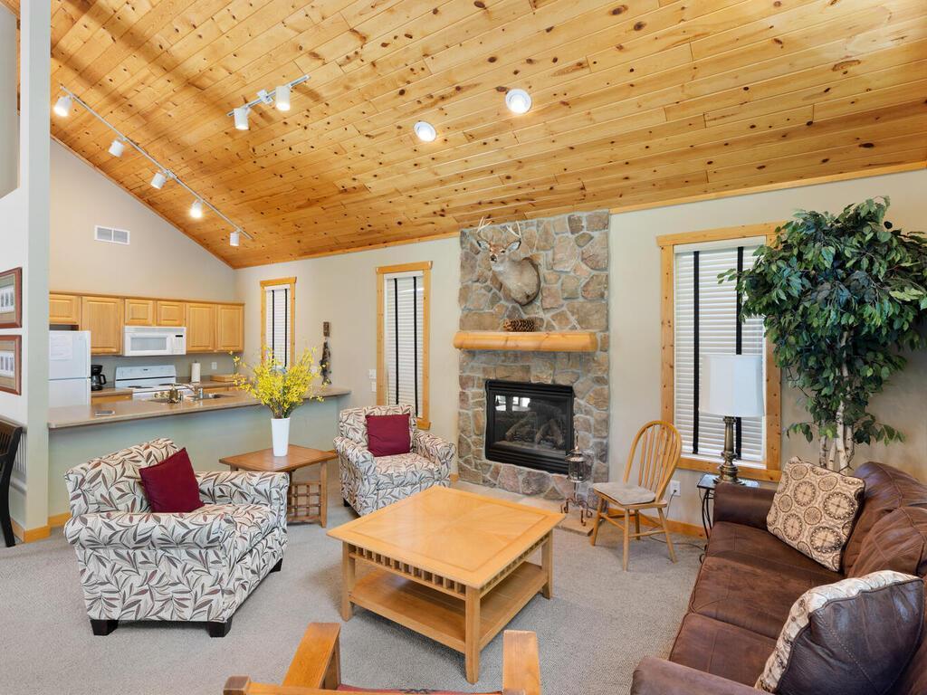 11062 Eagle Ridge Court, Chisago City, MN, 55013 MLS 6554826 Edina Realty