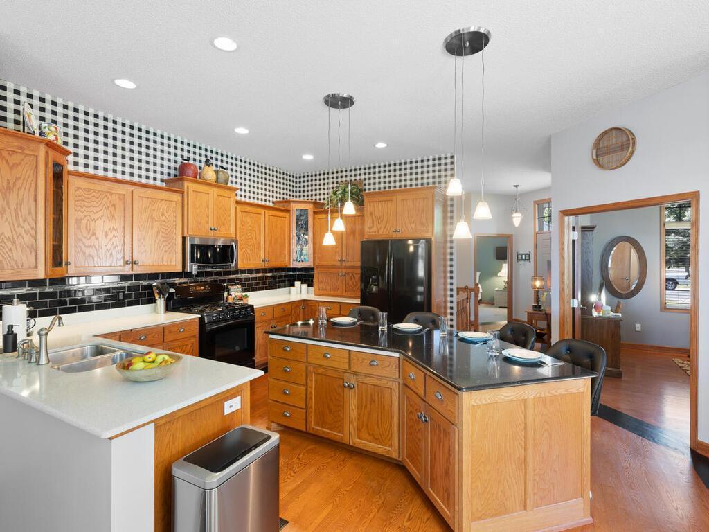 11062 Eagle Ridge Court, Chisago City, MN, 55013 MLS 6554826 Edina Realty